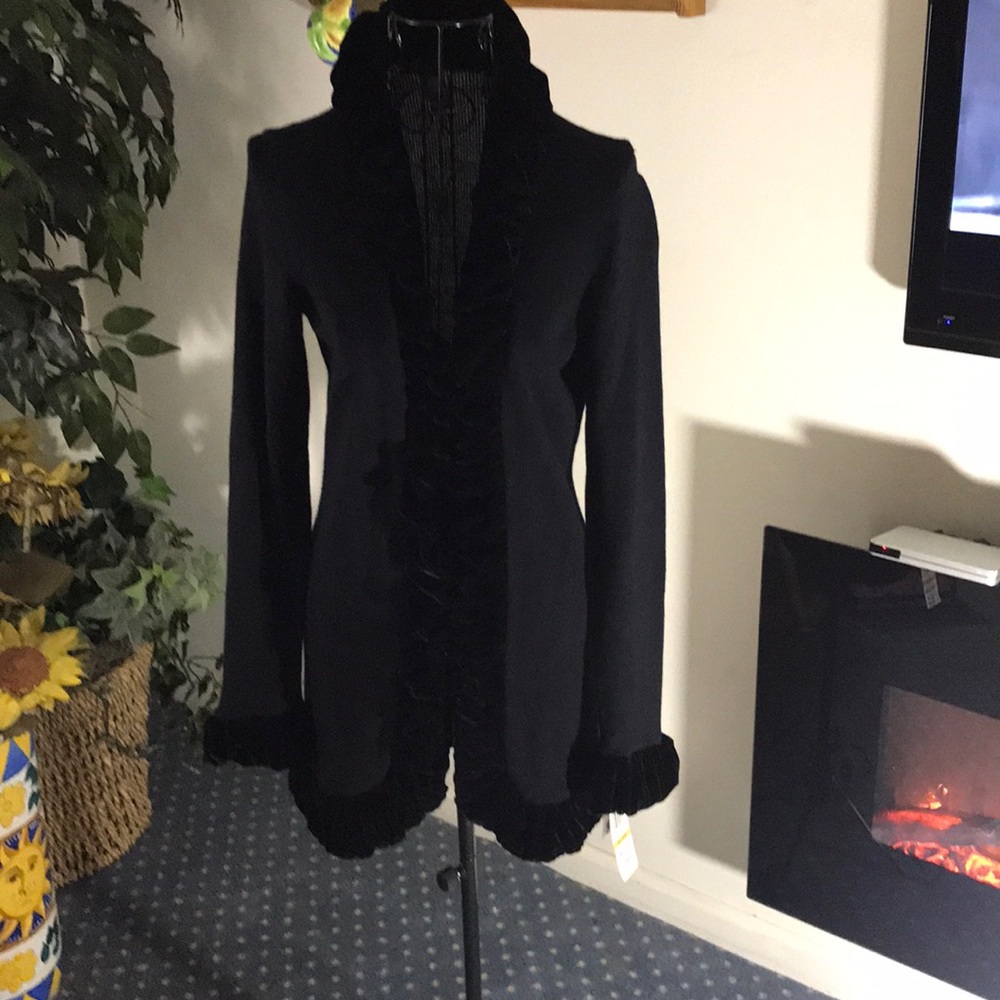 INC BLACK SWEATER NWT.